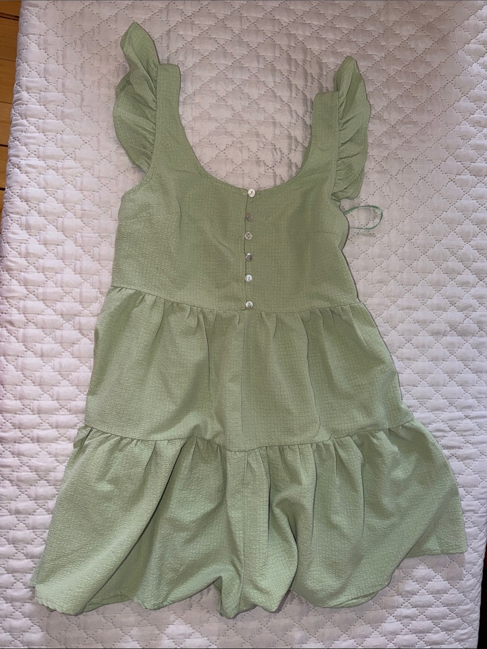 Pink Lily Mint Green Ruffle-Sleeve Tiered Romper Size M Never Worn